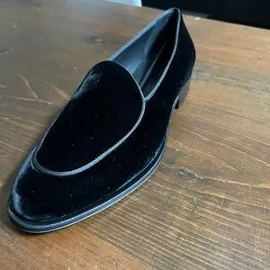 Suitsupply | Shoes | Suitsupply Mens Black Velvet Loafers  display picture 1